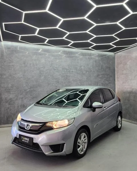 HONDA FIT LX CVT Novo Honda Fit 1.5 Automático 2017! Apenas 68 mil quilômetros ORIGINAIS!