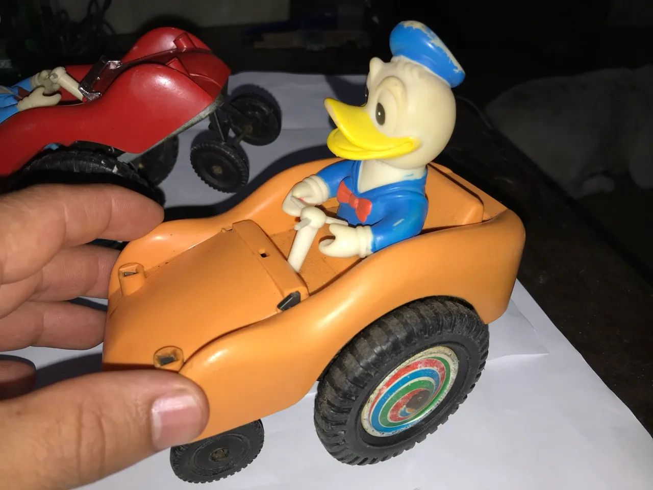 Dois Carrinhos Donald Vintage fricção - Colecionador - Foto 5