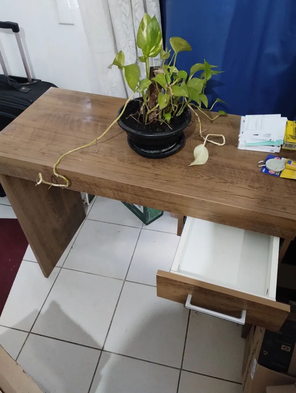 Escrivaninha MDF marron claro
