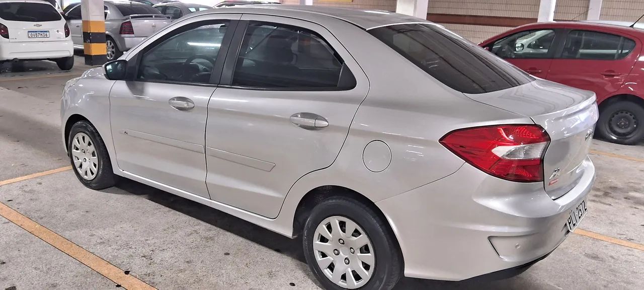KA  SEDAN   2019   1.0  COMPLETISSIMO.  FINANCIO ATE 60 X. - Foto 2