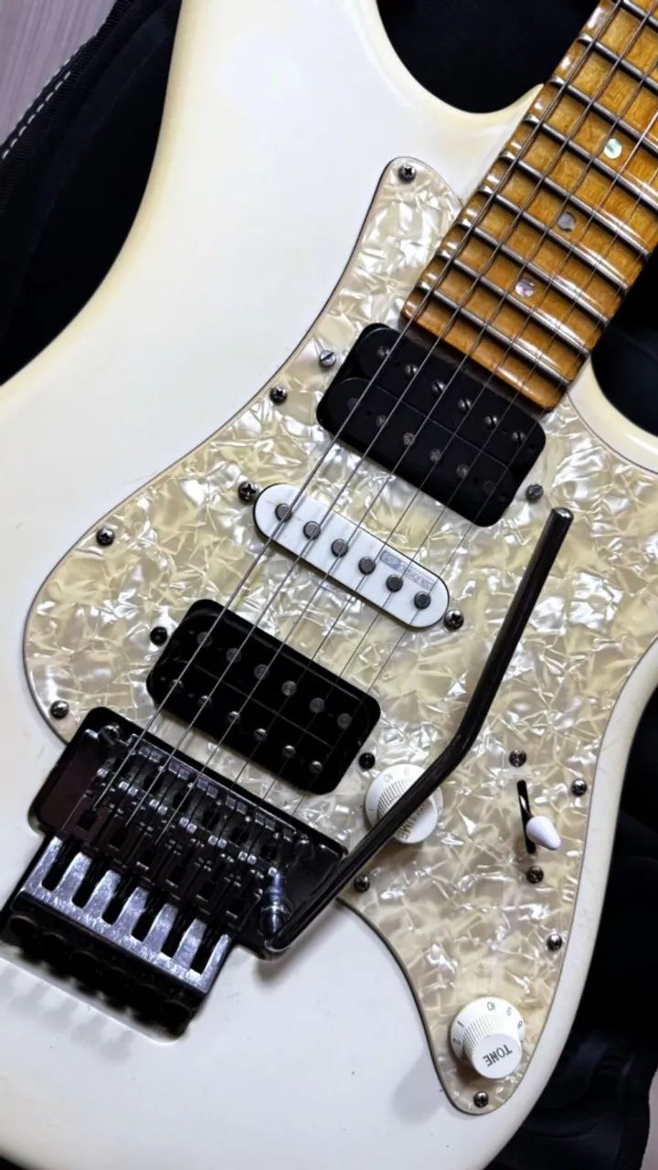 Guitarra Tagima Super Strato E2 - Antiga - Foto 2