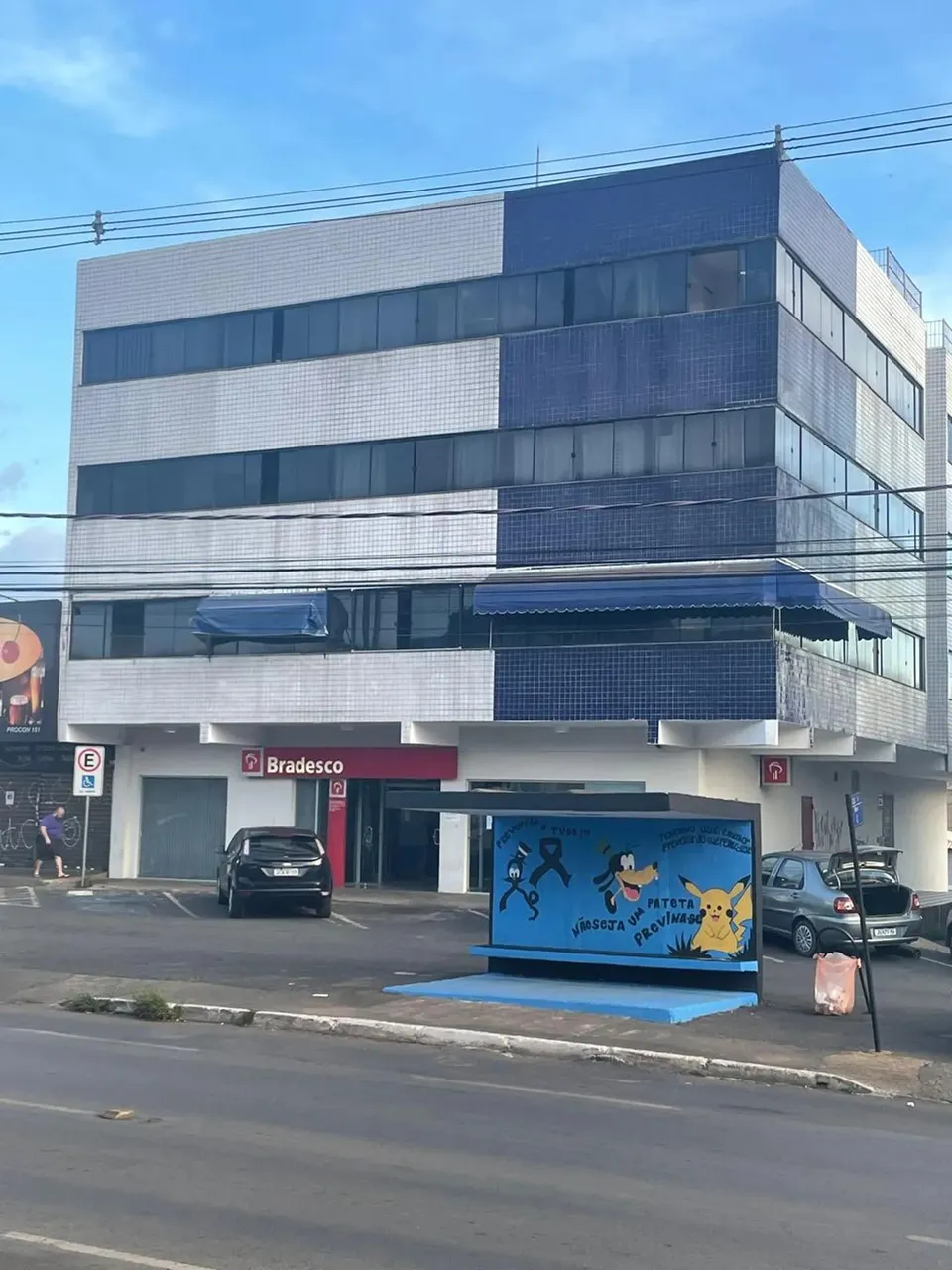 RIACHO FUNDO 1, CLS 4, NO CENTRO DA CIDADE, APTO 2 QTS, ARMÁRIO PLANEJADO, 185MIL AC CARR