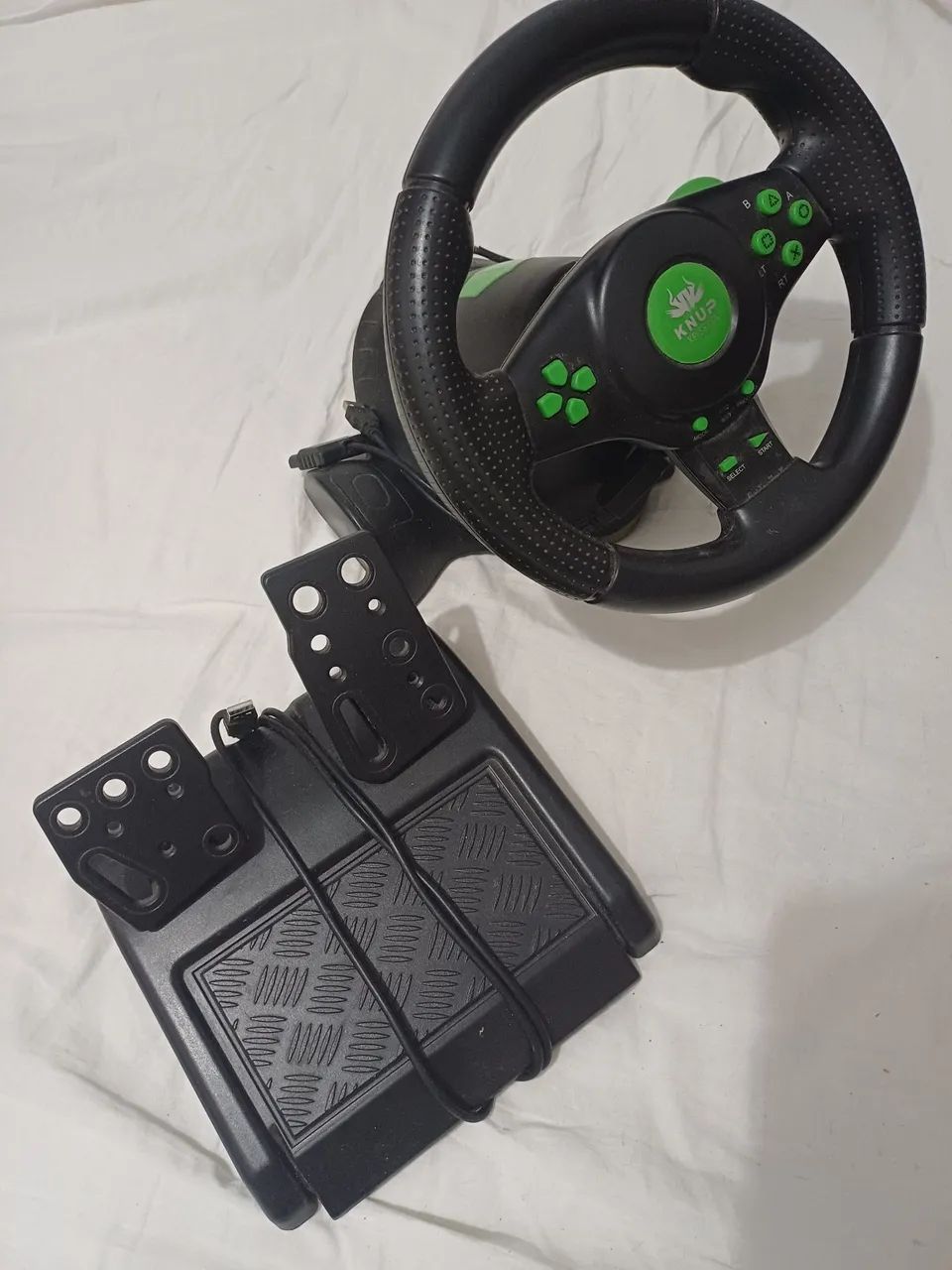 Volante e pedal para PC e Xbox - Foto 5