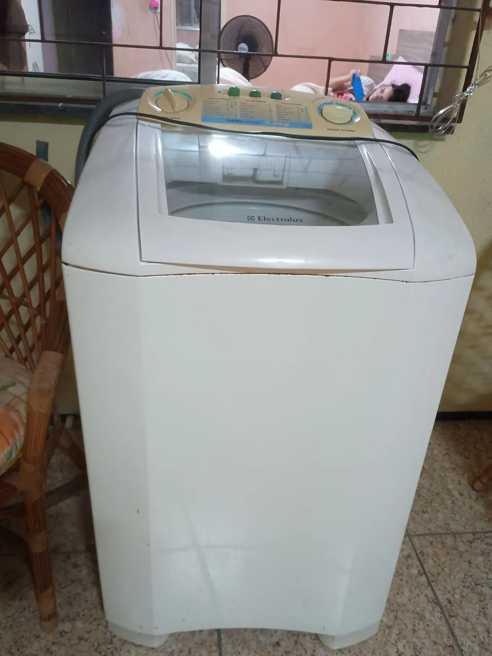 Máquina de Lavar Electrolux Turbo 7,5kg