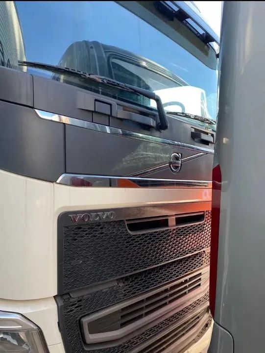 Volvo Fh 460 6x2 globetrotter 2024 - Foto 3