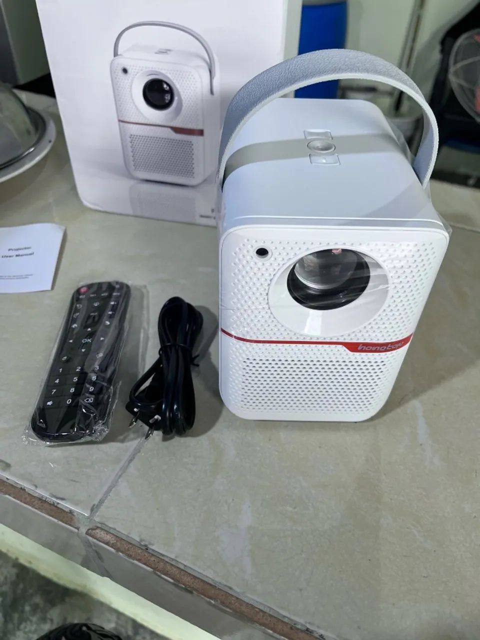 Mini Projetor Android Full HD 1080P 4gb e 64gb