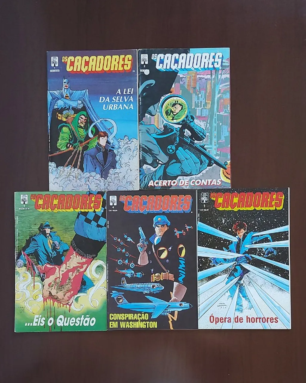 Os Caçadores 1 a 15 - Completo - Arqueiro Verde, Questão - Editora Abril