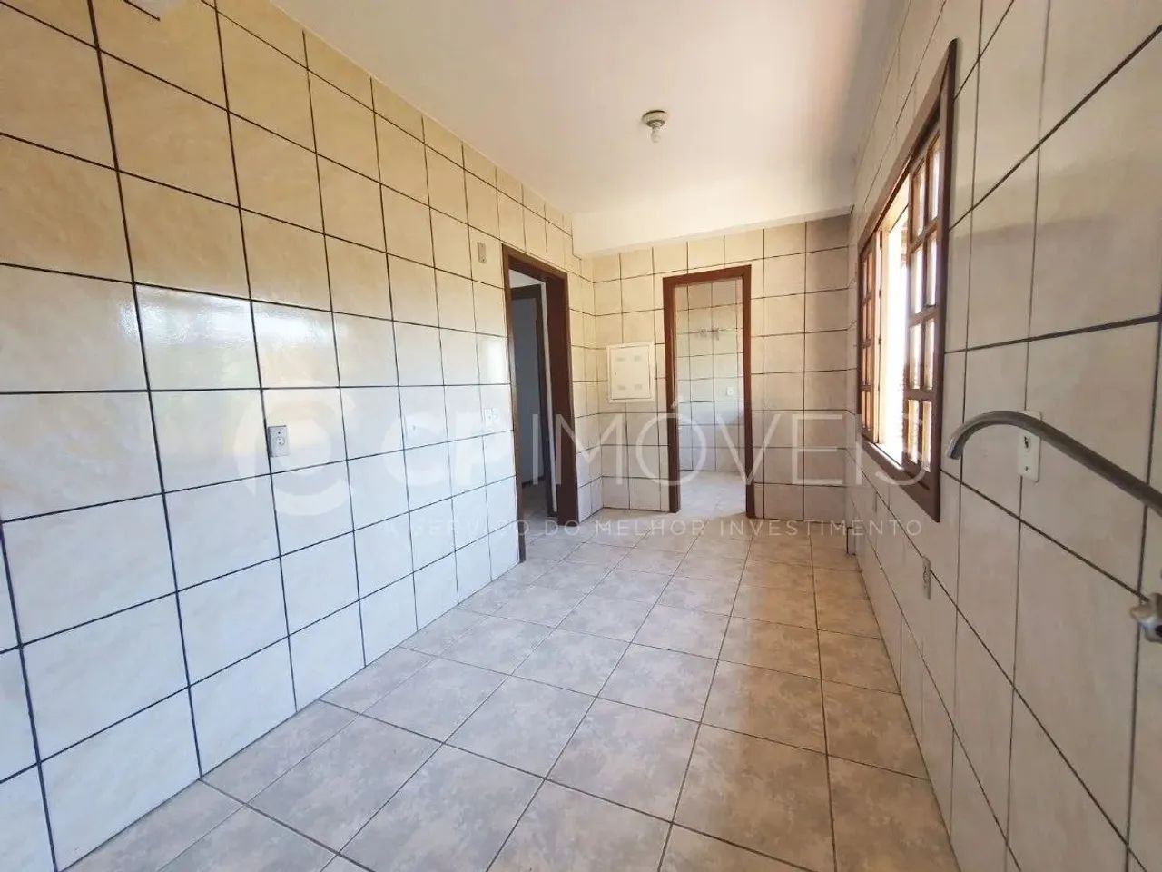 Imóvel todo reformado de 70m²- 2 dormitórios. - Foto 4