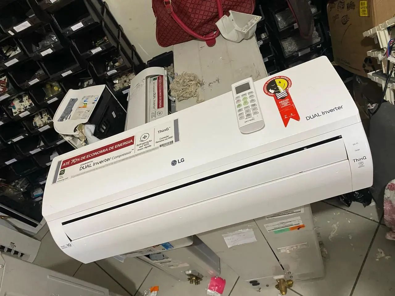 Ar Condicionado LG dual inverter 9 mil btus novo praticamente com WiFi. 2 mil instalado  - Foto 2