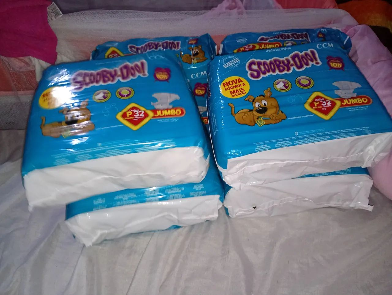 Fralda Scooby-doo tamanho P com 32 unidades 