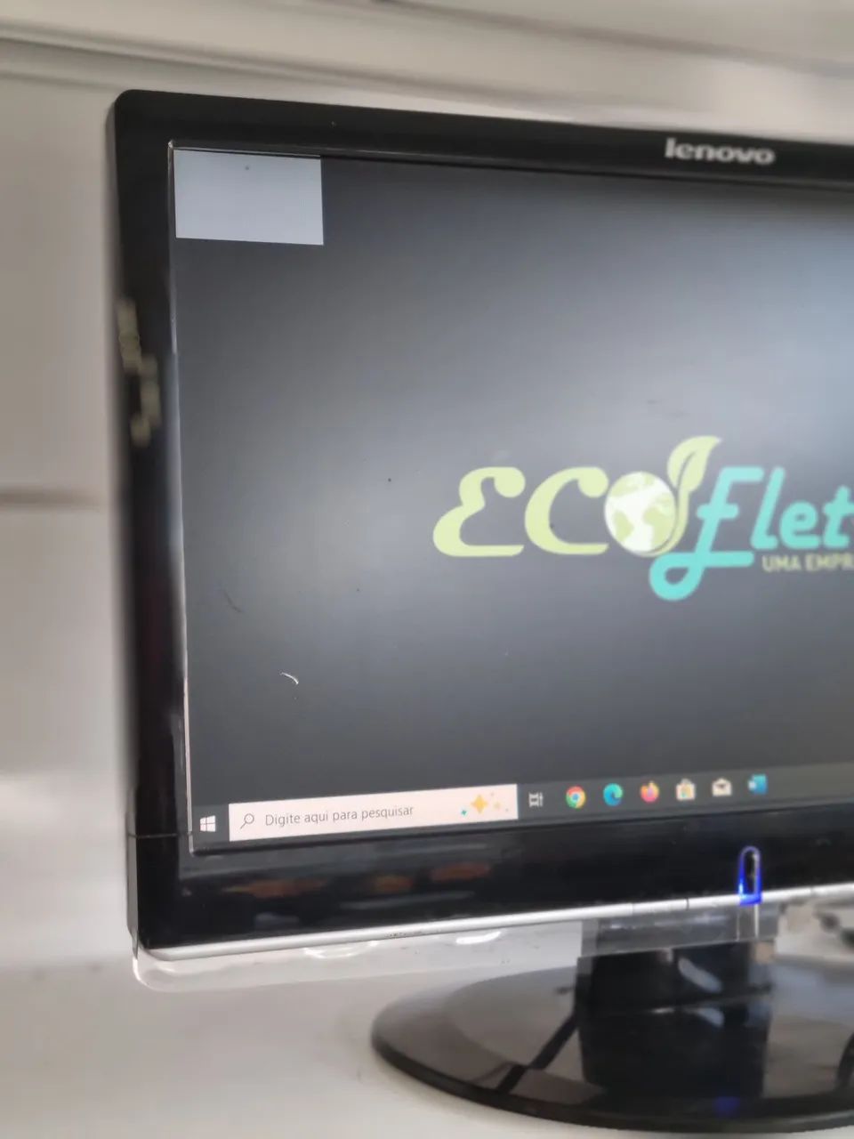 Monitor 19" Polegadas Lenovo com Detalhes Conforme Fotos - Foto 2