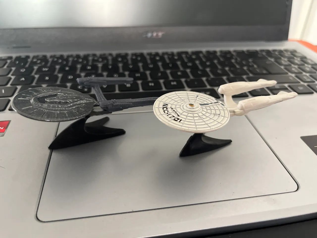 Star Trek - Hot Wheels 1/64 - Foto 4