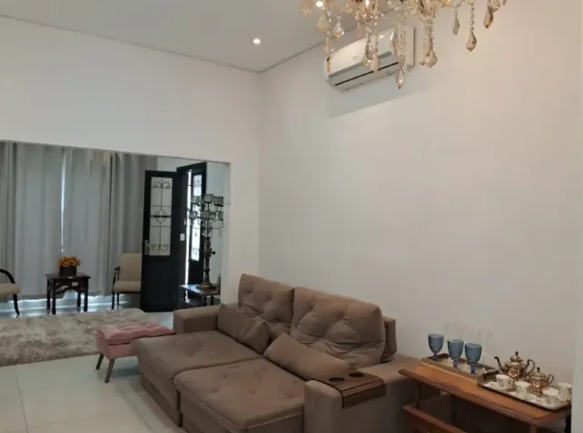 CASA A VENDA NO BARRO VERMELHO -AL02