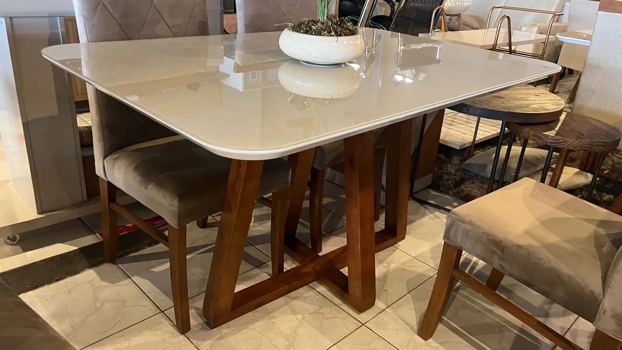 Mesa de Jantar Moderna com 4 Cadeiras madeira  - Foto 2