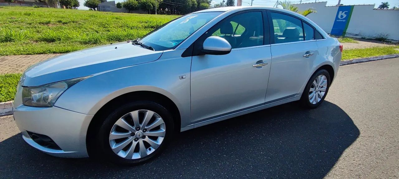 Cruze Sedan Completo