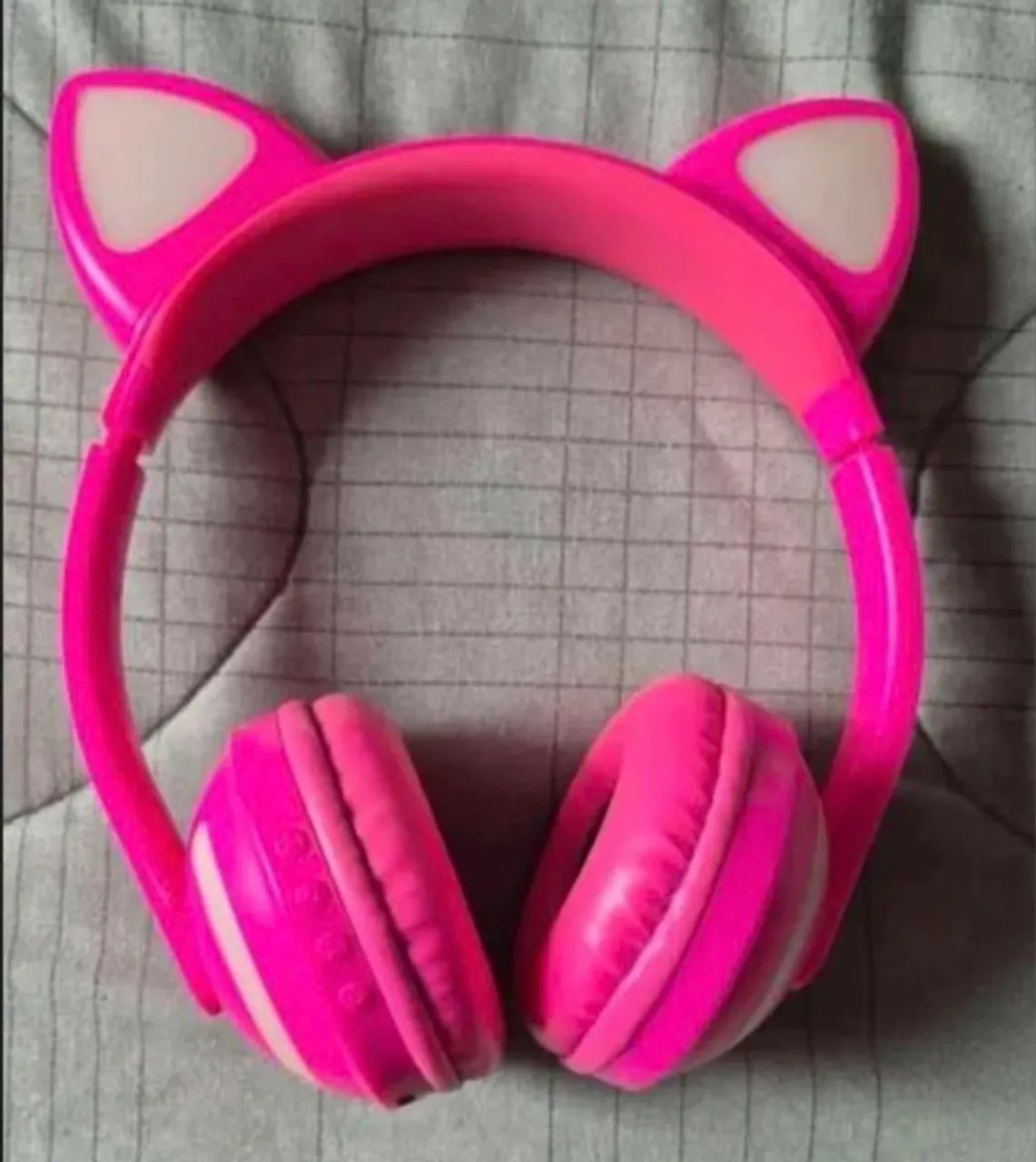 Fone de ouvido bluetooth rosa com orelhas de gato