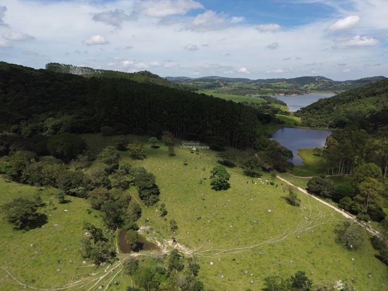Terreno à Venda | Entre Itatiaiuçu-MG e Itaúna-MG