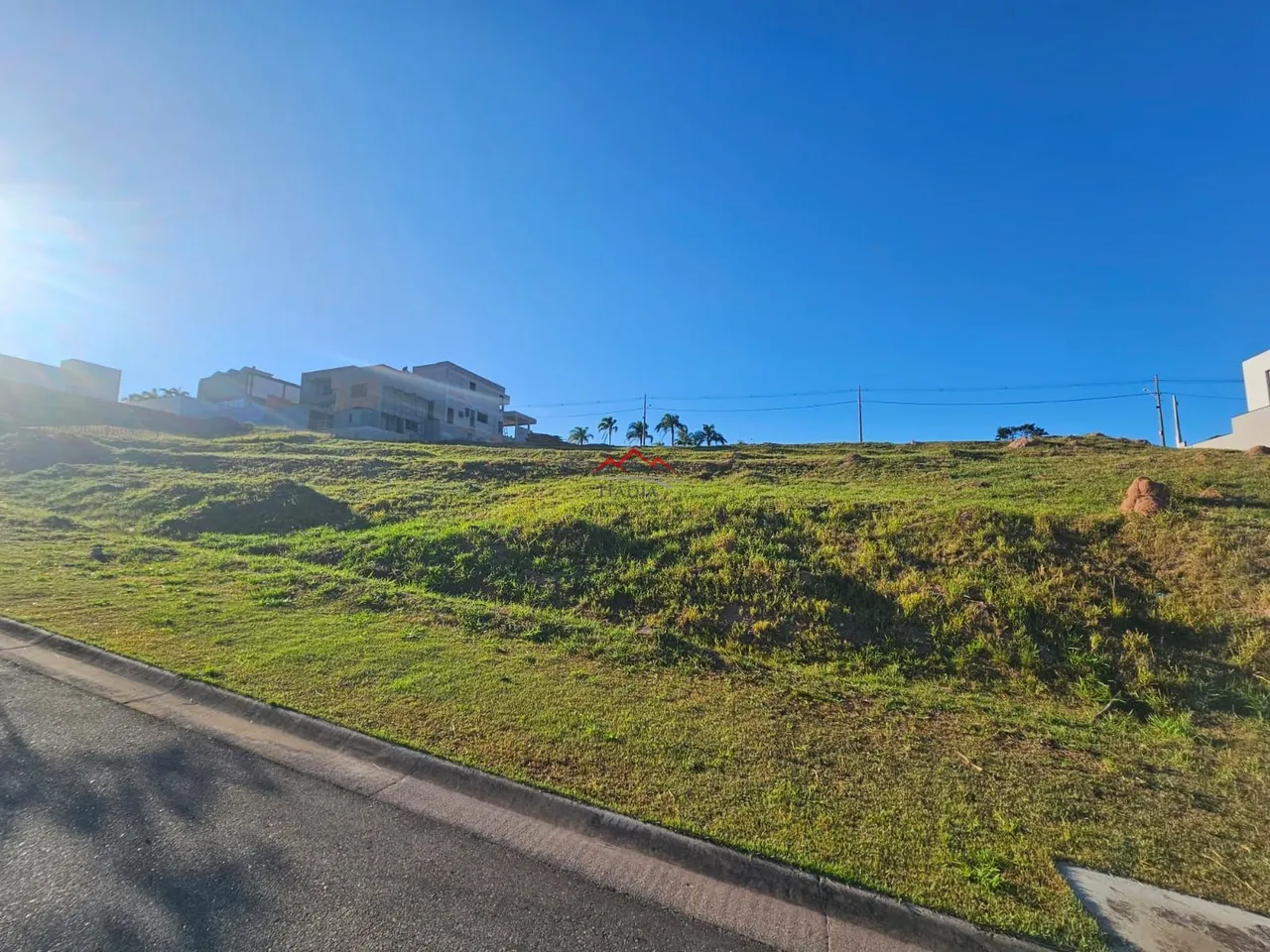 Terreno a venda em Jundiaí no condomínio fechado Bosque Do Horto.