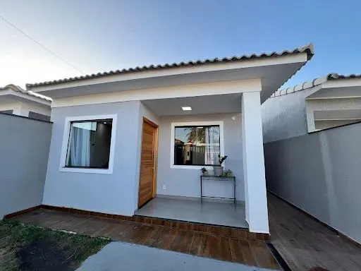Casa com 2 dormitórios para alugar, 81 m² por R$ 3.300,00/ano - Jardim Atlântico Leste (It
