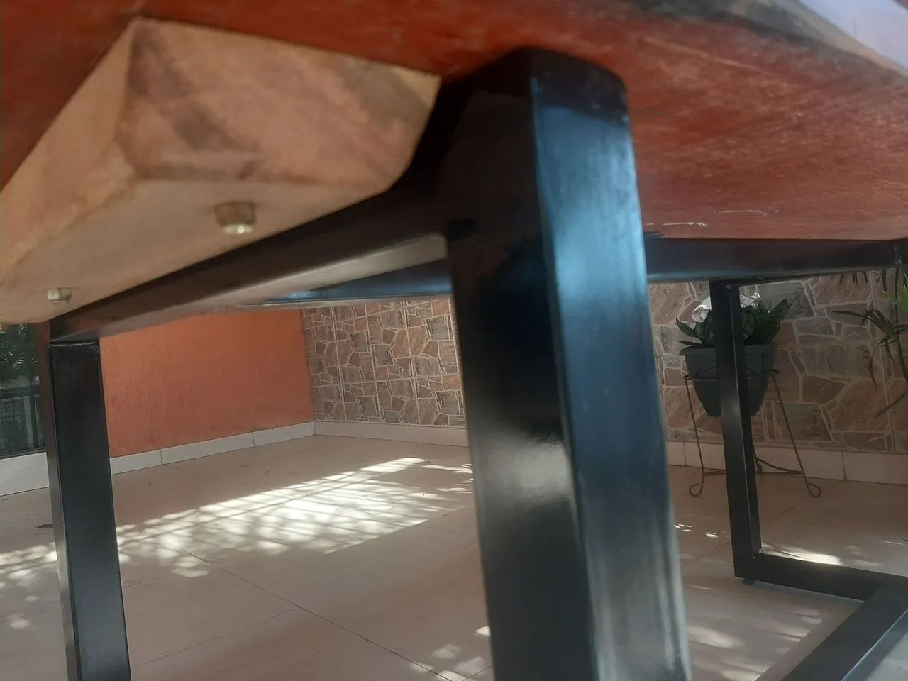 Mesa de madeira maciça - Foto 6