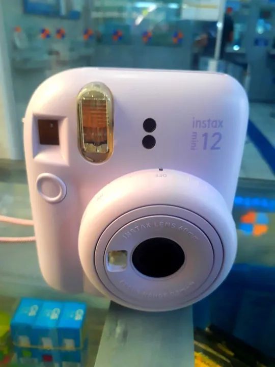 Câmera Instax Mini 12