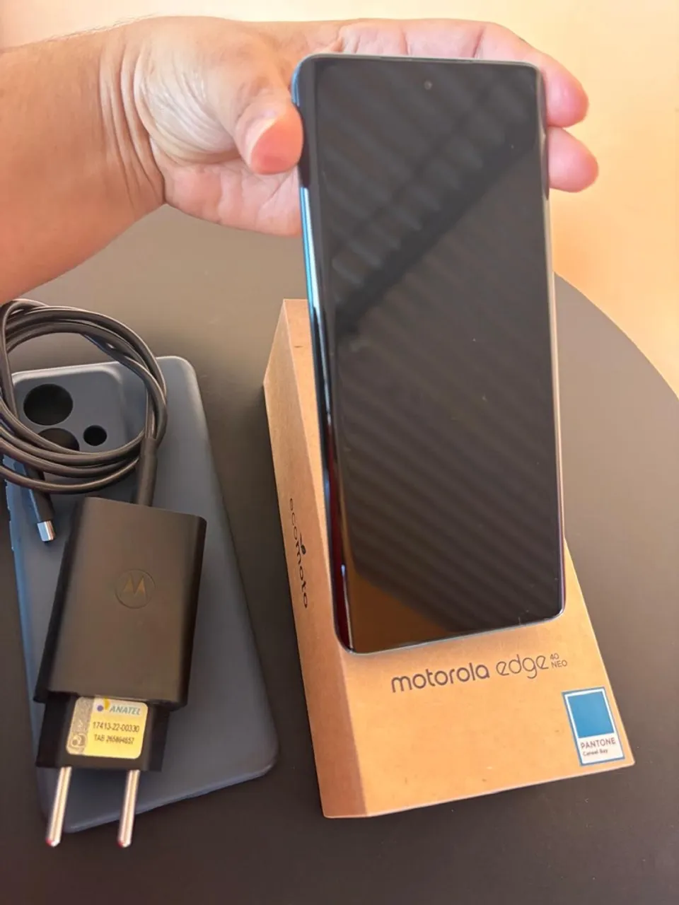 Oportunidade! Motorola Edge 40 Neo com Caixa - Só R$ 1.150