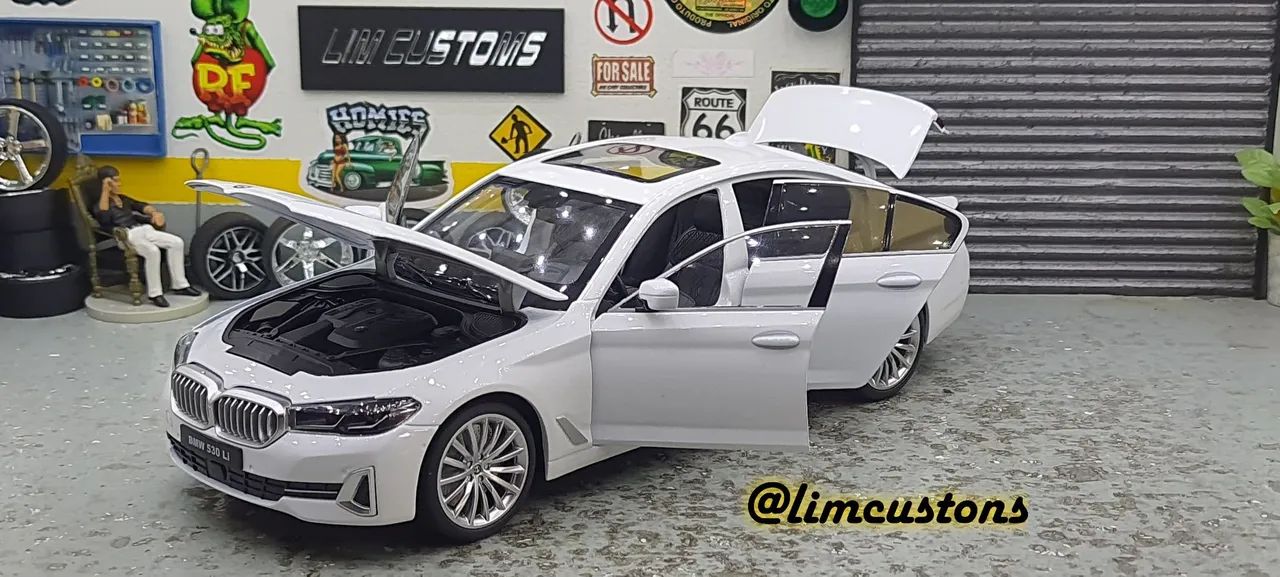 Miniatura 1:18 - BMW 530Li Branco pérola- sem cx - Foto 4