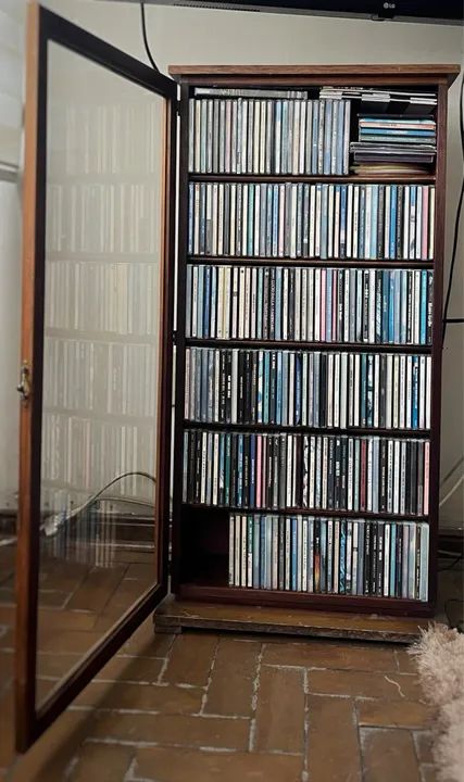 Armário com CDs - Foto 2