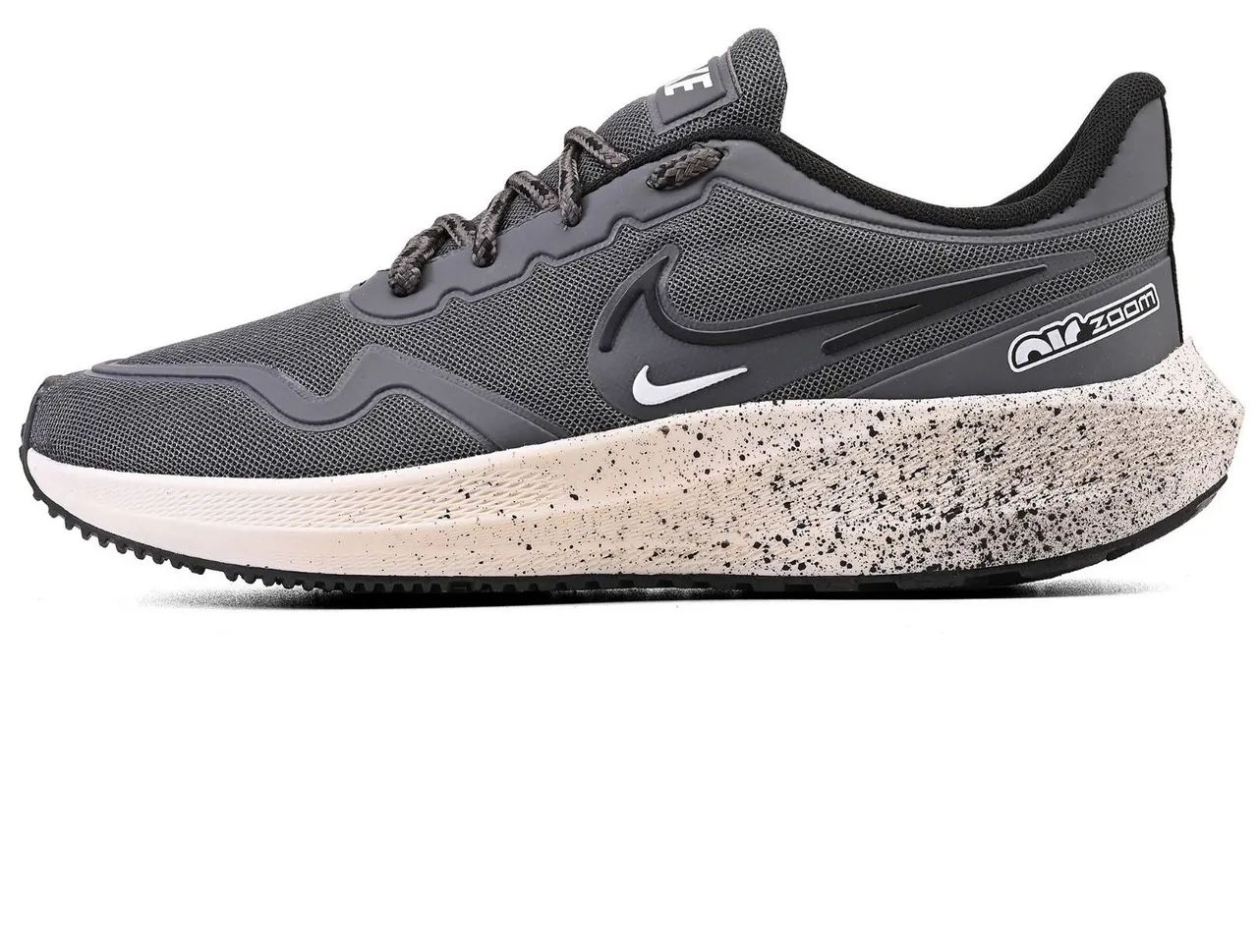 Tênis Nike Air Zoom - Conforto e Estilo - Foto 2