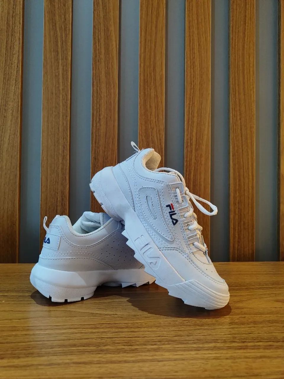 Tênis Fila Disruptor Branco  - Foto 2