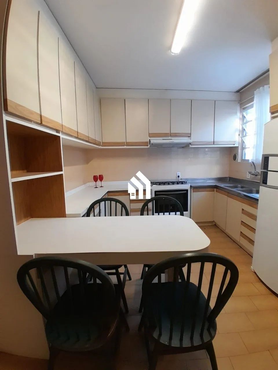 Casa mobiliada, com 03 dormitórios e 01 suíte no centro de Itajaí - Foto 3