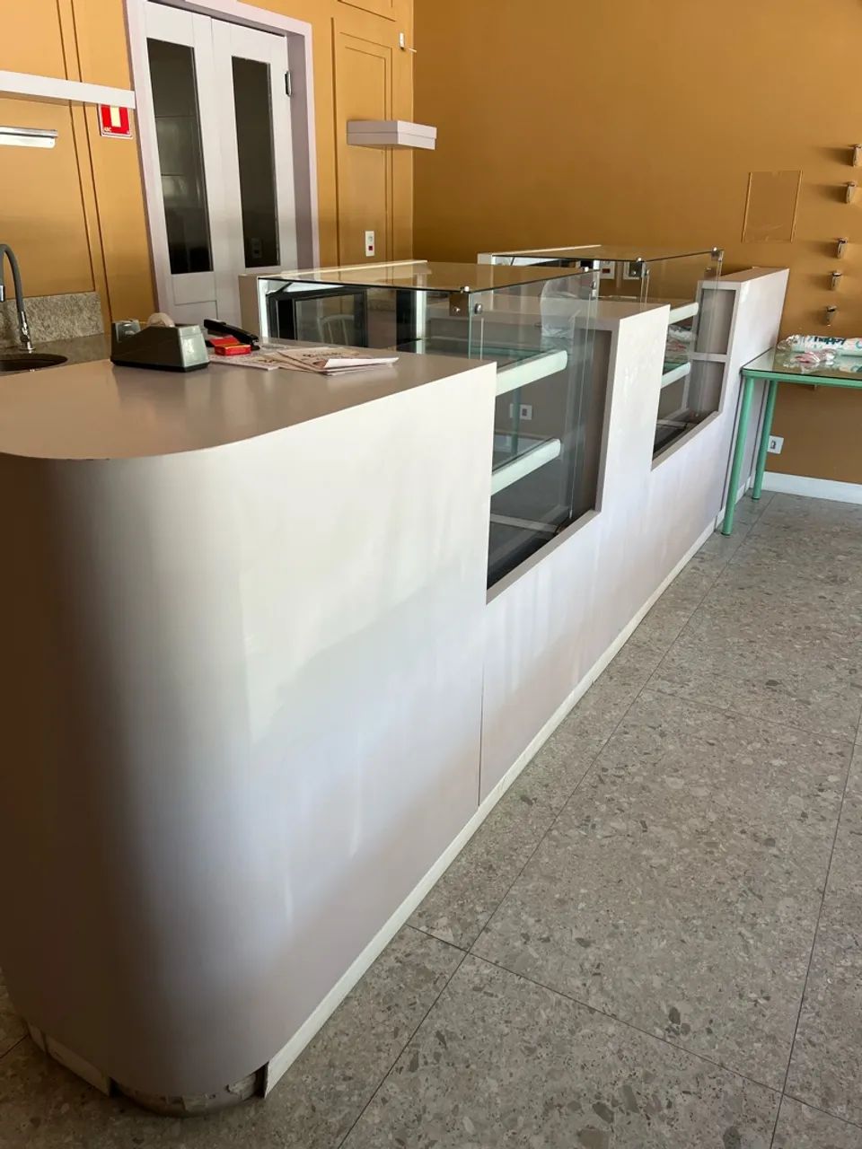 Móvel com vitrines refrigeradas  - Foto 2