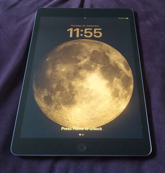 iPad (8a geração) 32GB - Modelo Wi-Fi - Cor Cinza-espacial