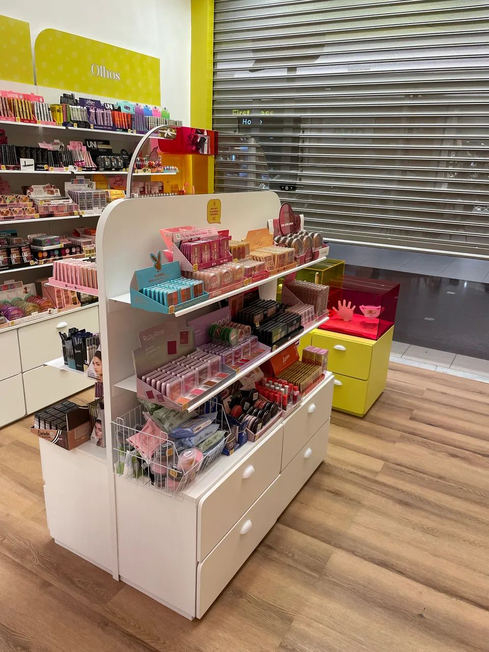 LOJA DE MAQUIAGEM PRONTA OPORTUNIDADE COMERCIAL - Foto 4