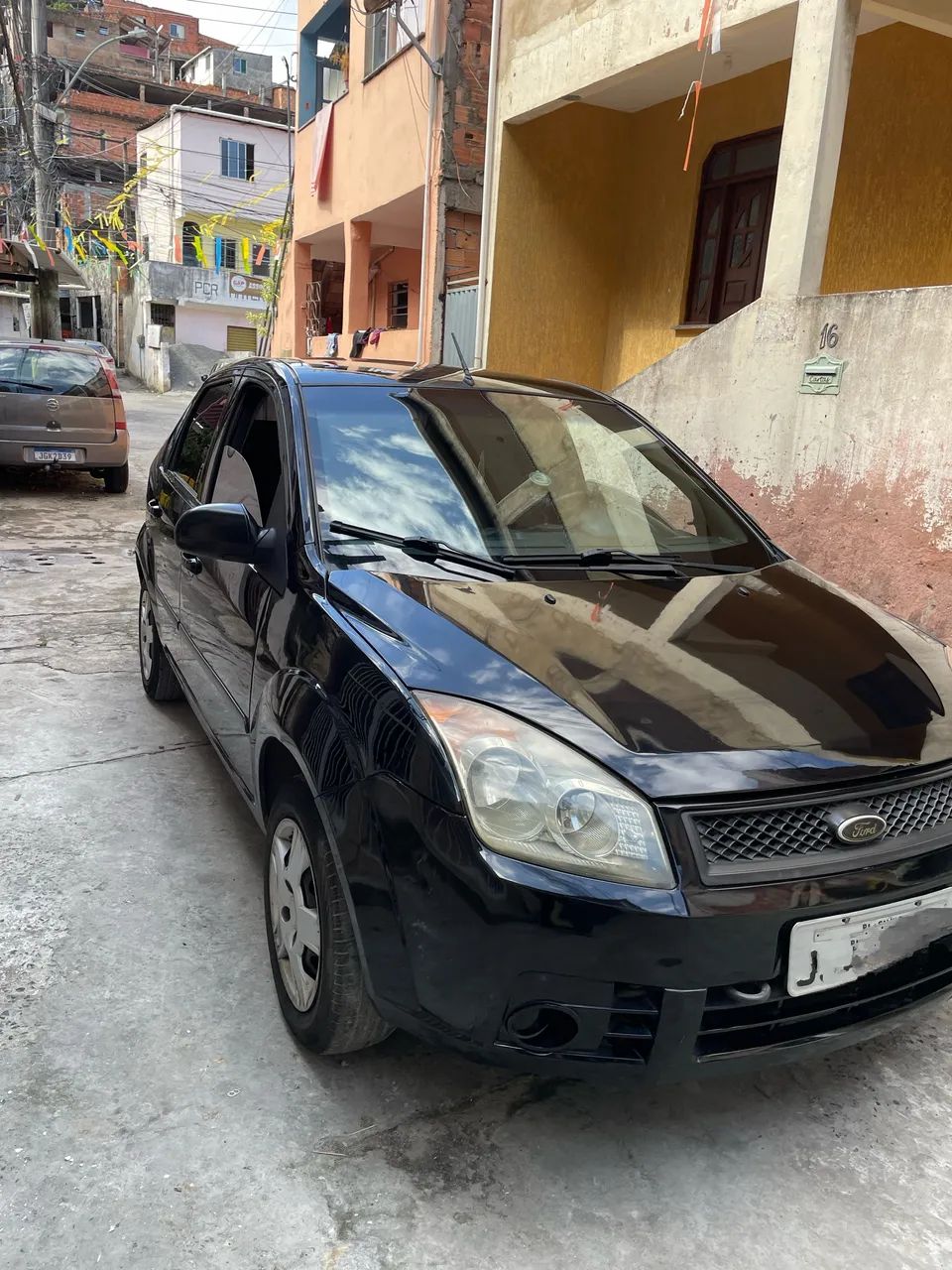 Ford Fiesta Fiesta Sedan 1.0 8V Flex 4p 2009