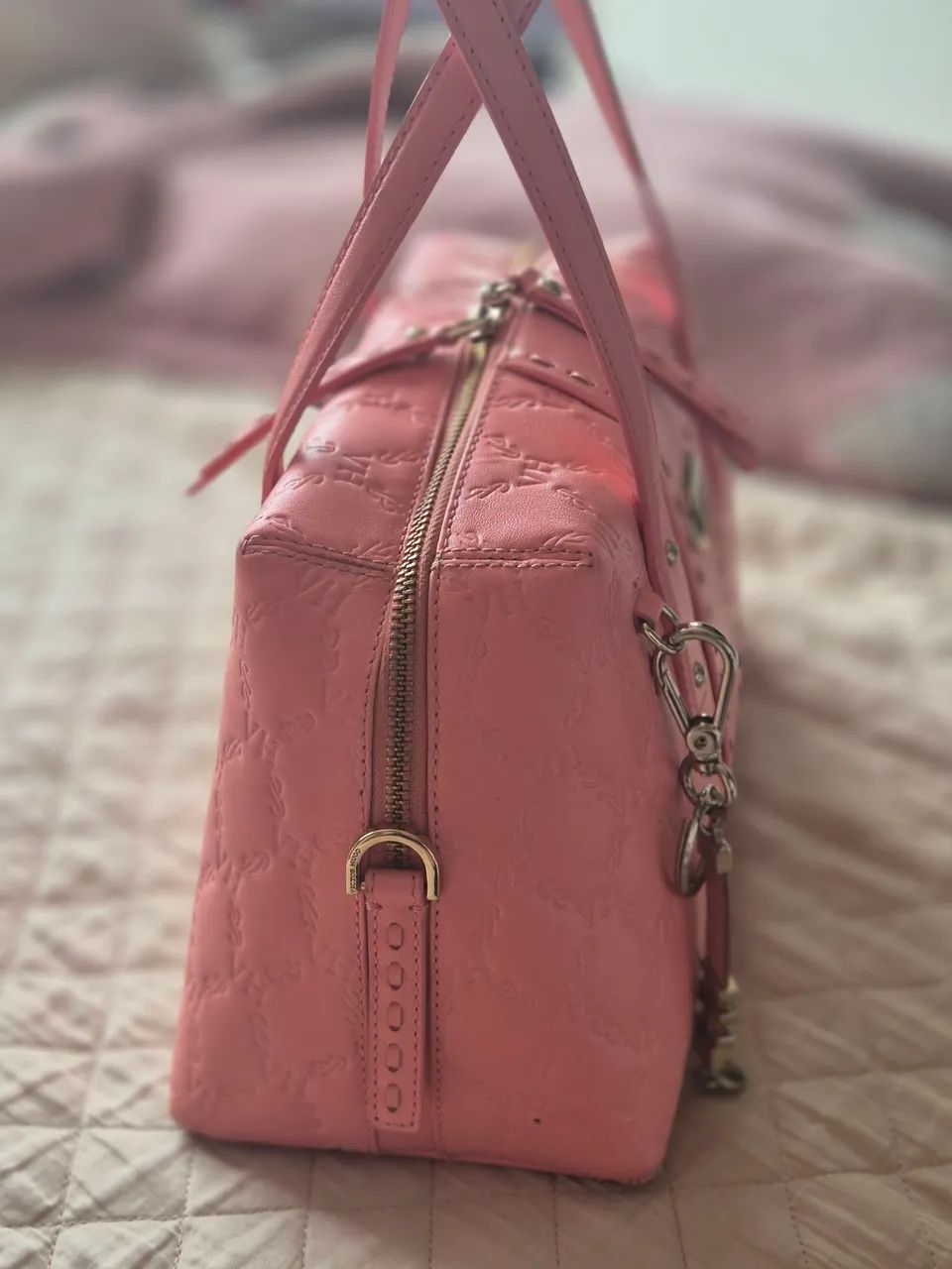 Bolsa Victor Hugo original com chaveiro  - Foto 3