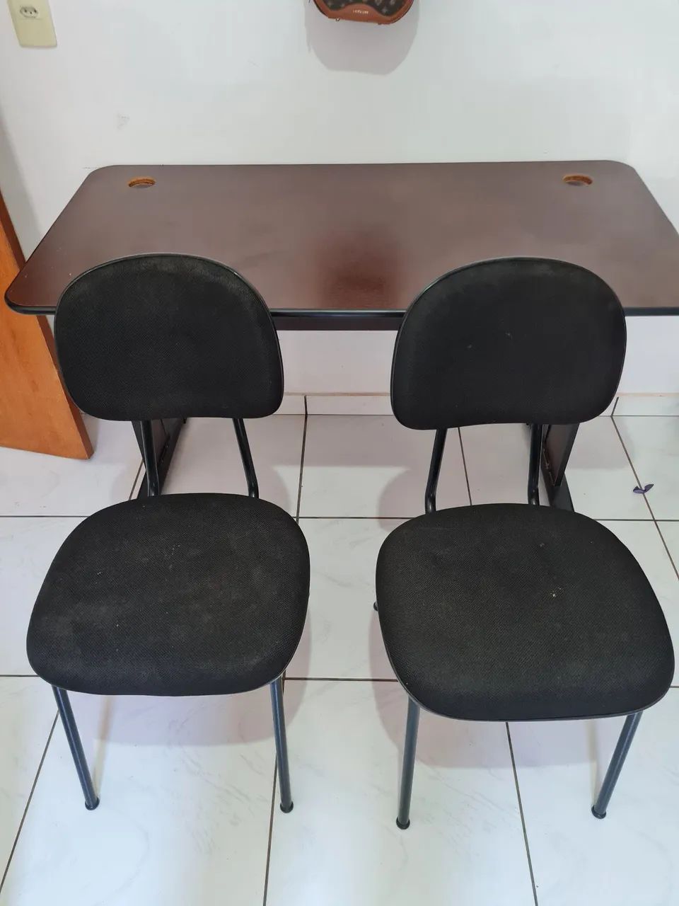 Mesa escritório com 2 cadeiras65049947500547120