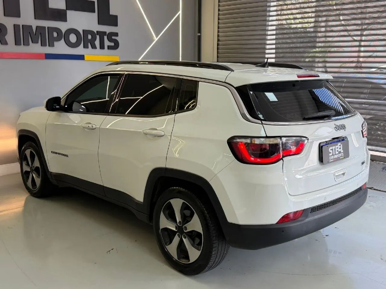 Jeep Compass Longitude 2.0 4X2 Flex 16V Aut. 2017 - Foto 5