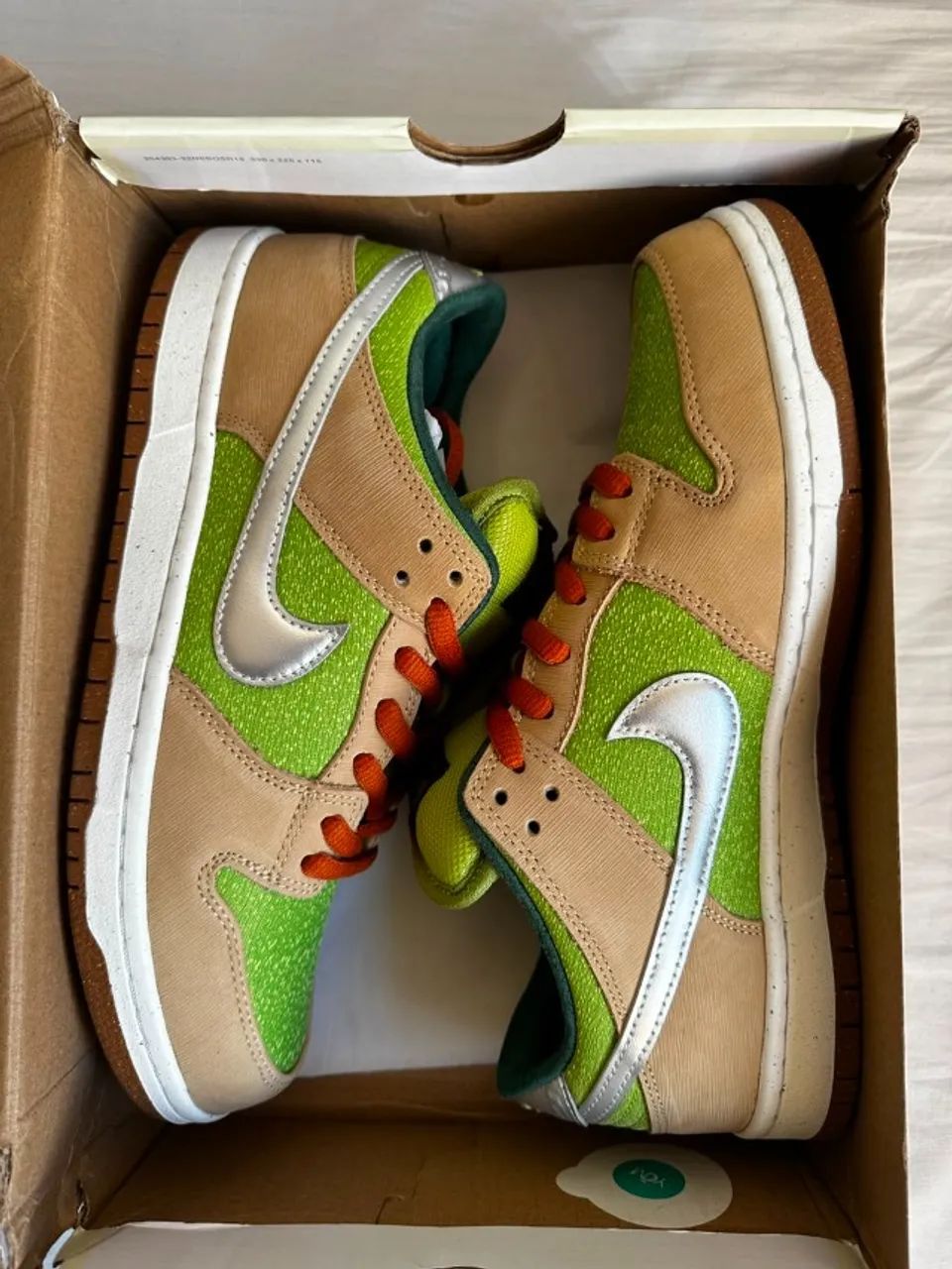 NIKE SB DUNK LOW - Sesame/Metallic Silver - Foto 2