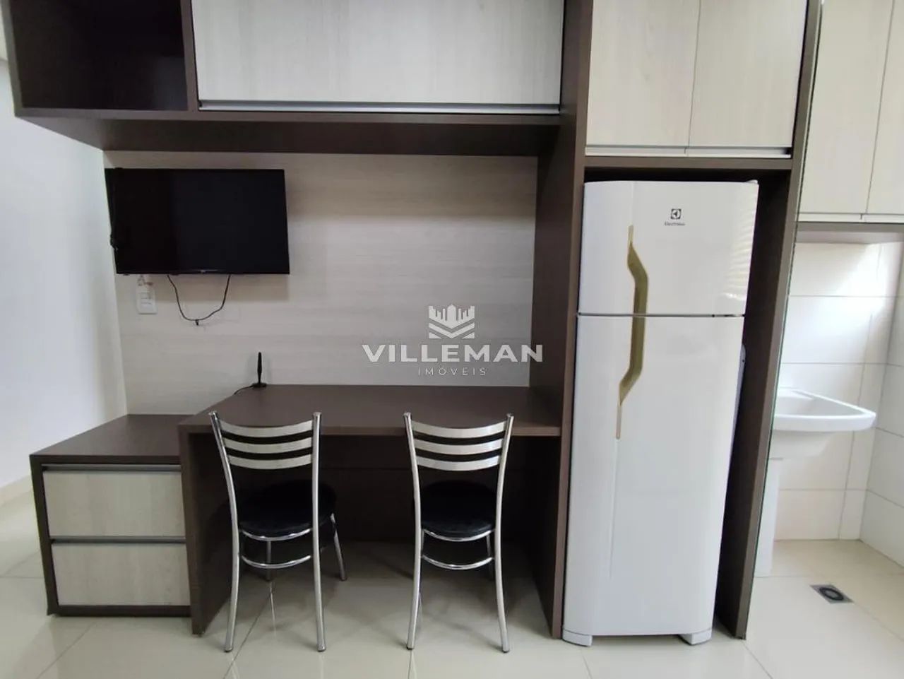 Apartamento para alugar em Maringá, Vila Santo Antônio, com 1 quarto, com 27 m² - Foto 4