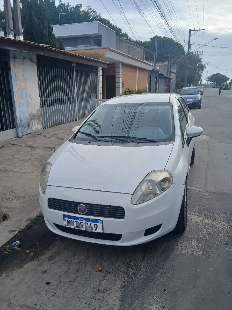 Fiat Punto Punto ATTRACTIVE 1.4 Fire Flex 8V 5p 2012