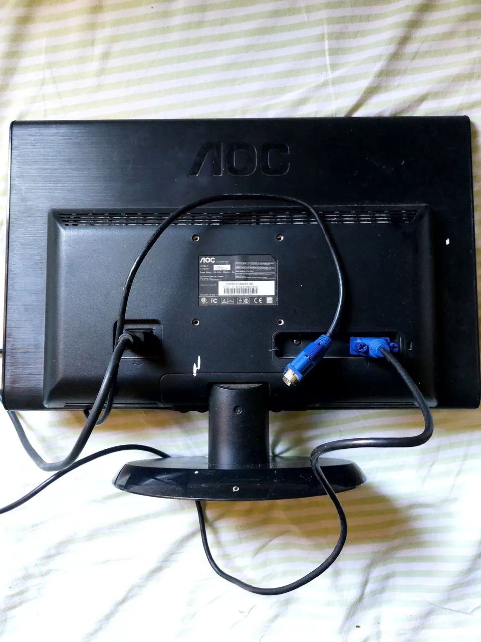 Monitor AOC 18,5? E950SW - VGA - Funcionando Perfeito - Foto 2
