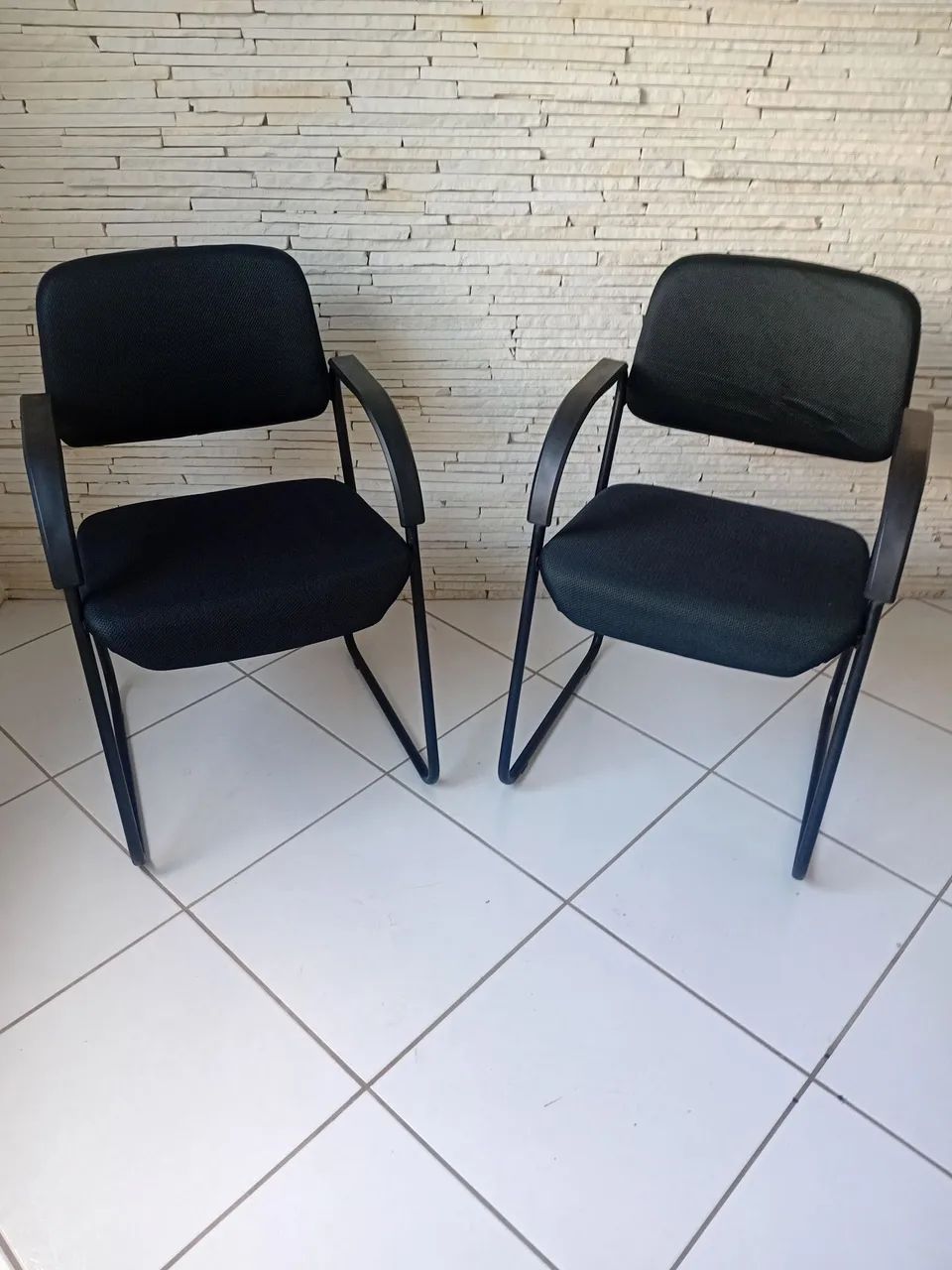 Cadeira de recepção fixa