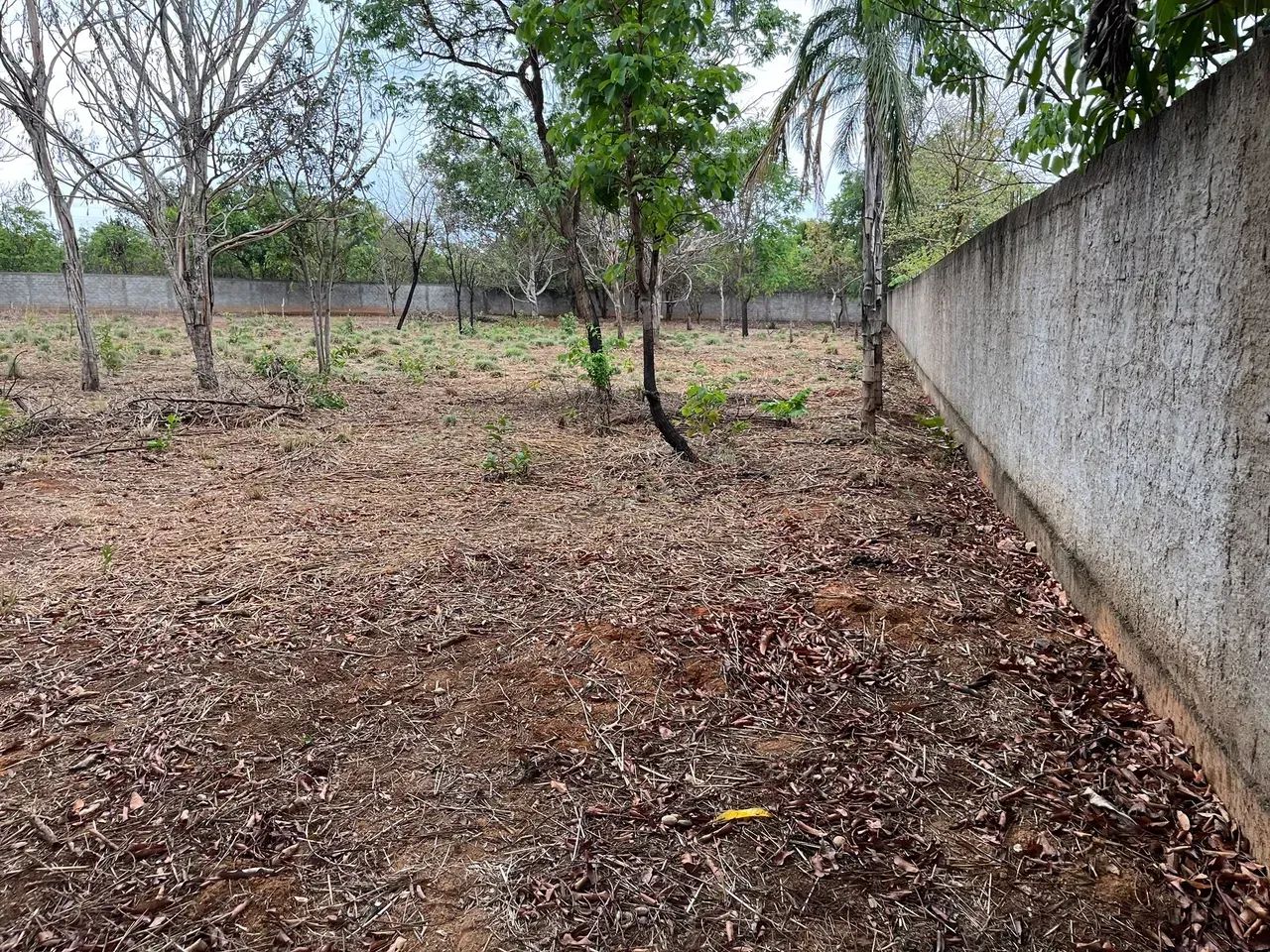 chácara com 4.850 metros próximo do centro de caldas 90% murada .