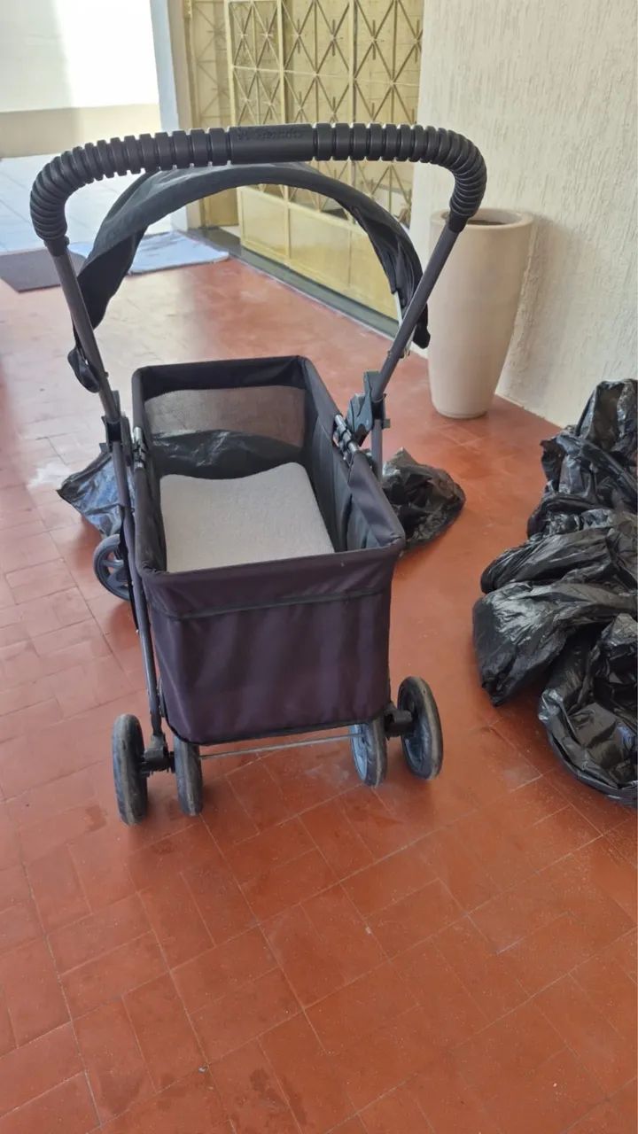 Vendo carrinho de cachorro SEM USO - Foto 3