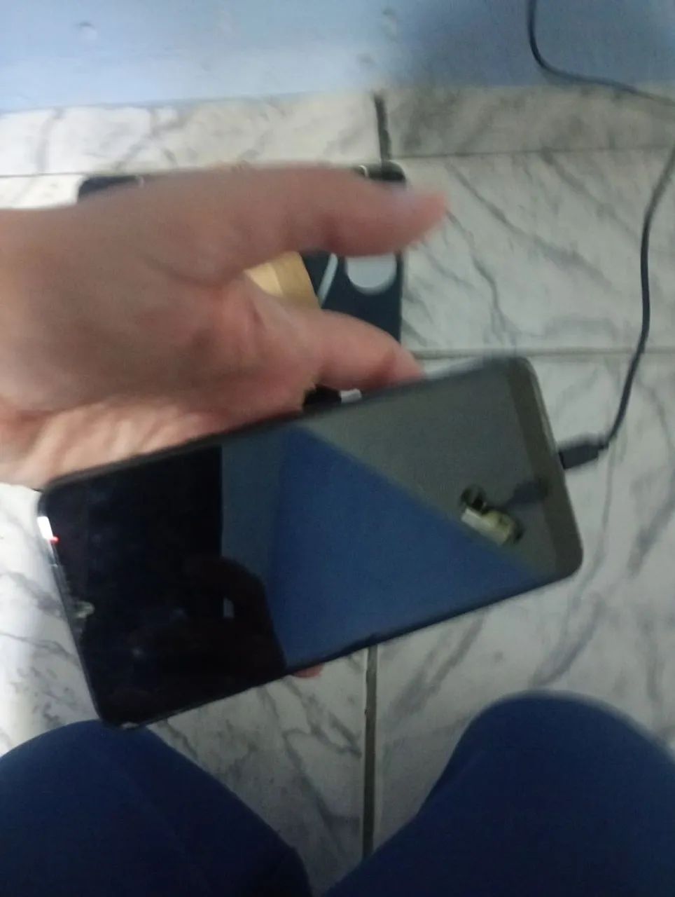 Celular LG Android com carregador e caixa - Foto 3