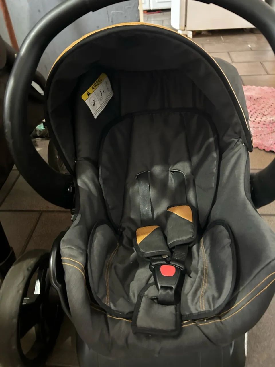 Carrinho de bebê.  - Foto 5