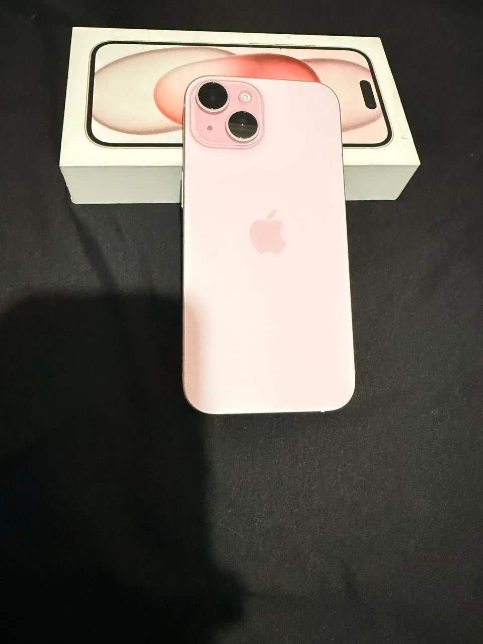 iPhone 15 conservado - Foto 2