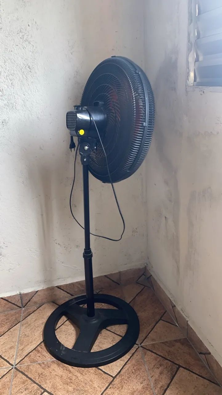 Ventilador de pé