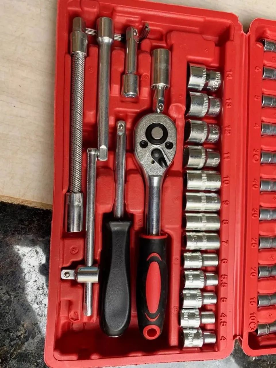 Kit de Ferramentas Profissional - 46 Peças com Soquetes e Bits - Foto 3